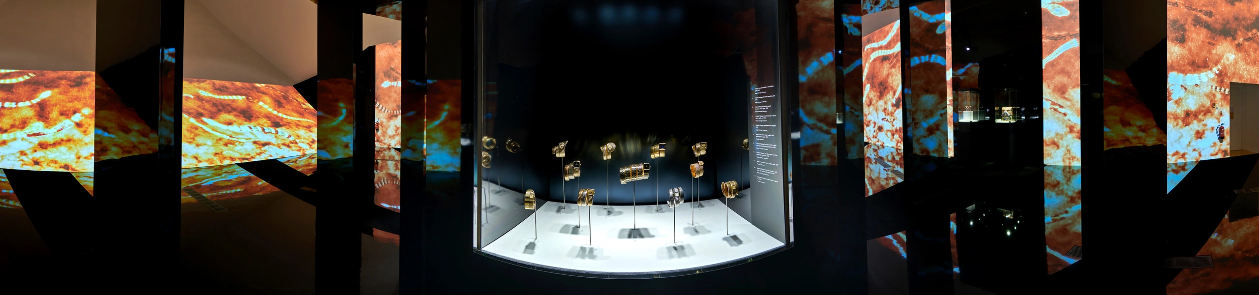 Bvlgari SerpentiForm at ArtScience Museum 360 Virtual Tour