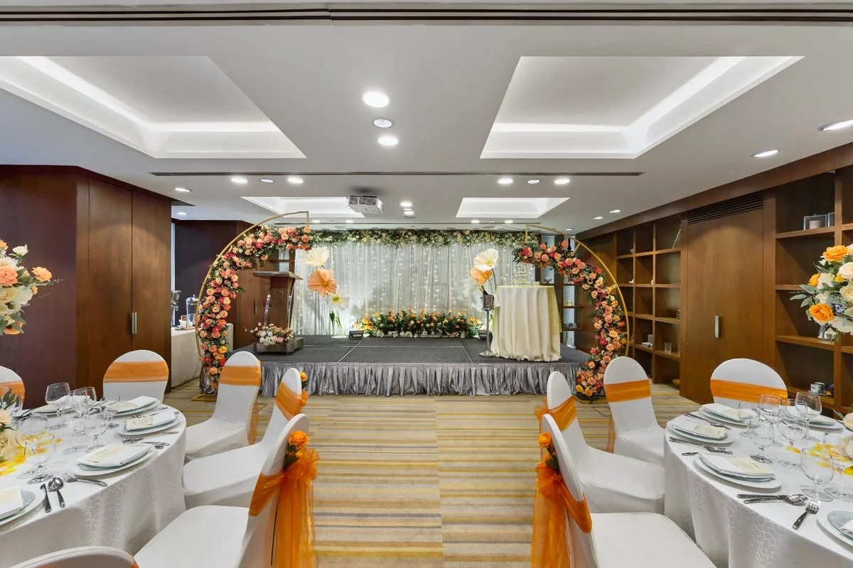 Oasia Hotel Novena — The Courtyard